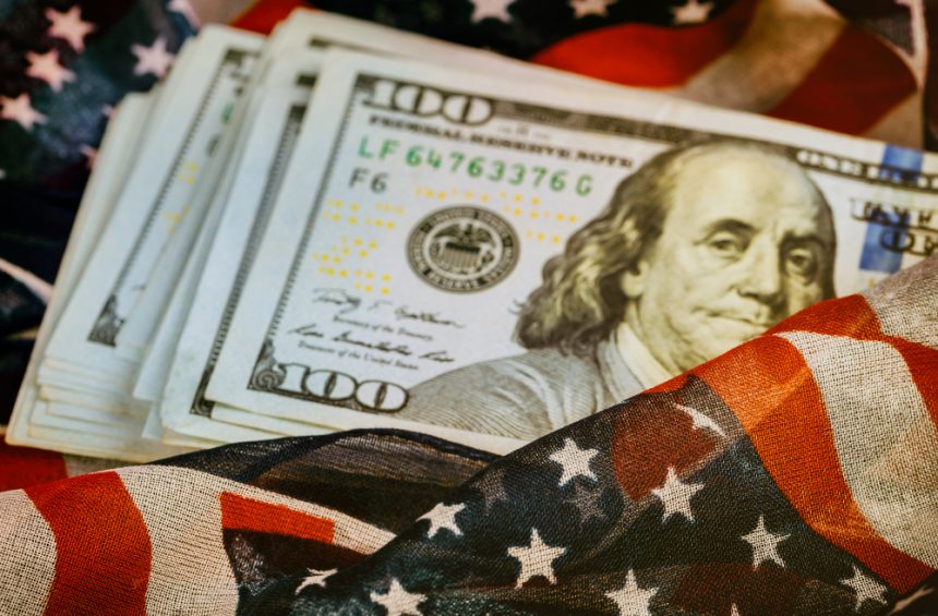 us-dollar-retreats-as-dxy-pulls-back-from-monthly-highs