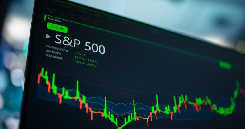 s&p-500-hits-record-high-on-tech-rally